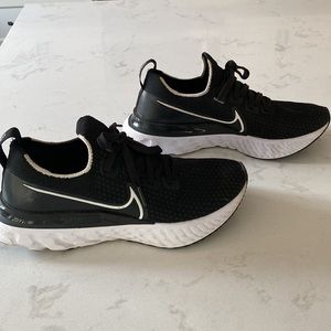 Nike React Infinity Run Flyknit